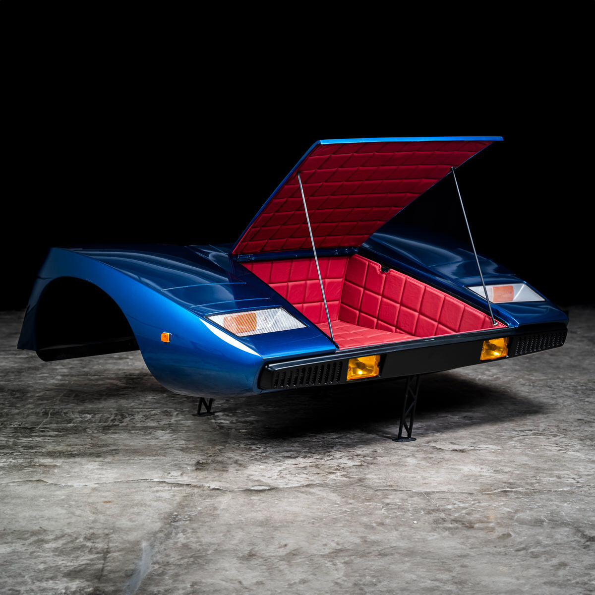Lamborghini Countach LP400 Nose Bar original part Franco Bacchelli