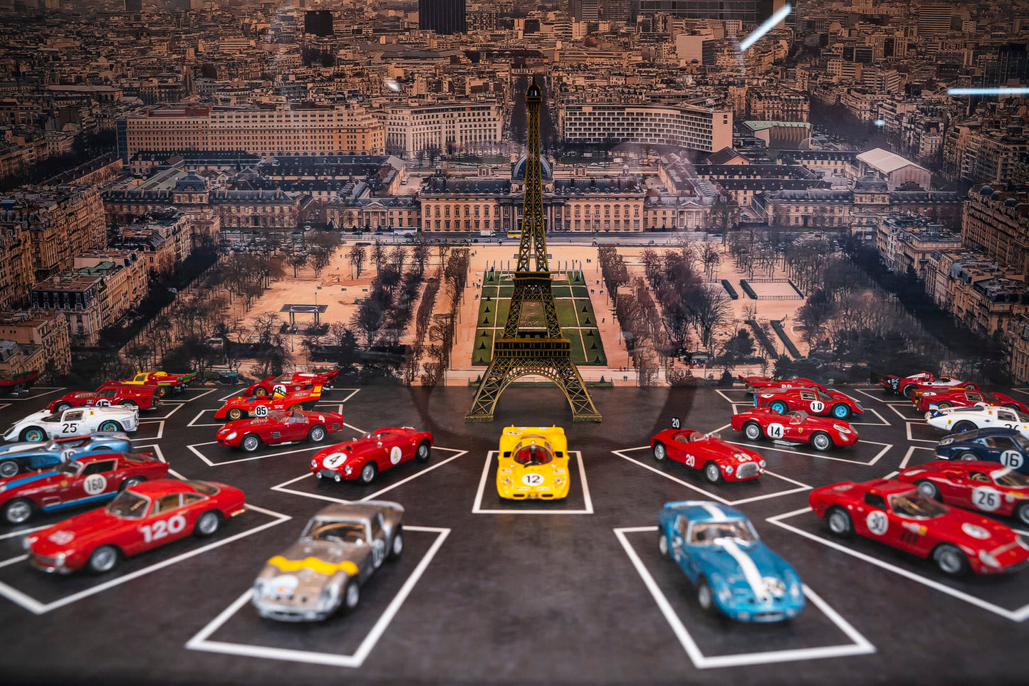 TAB - Ferrari GT Paris Edition