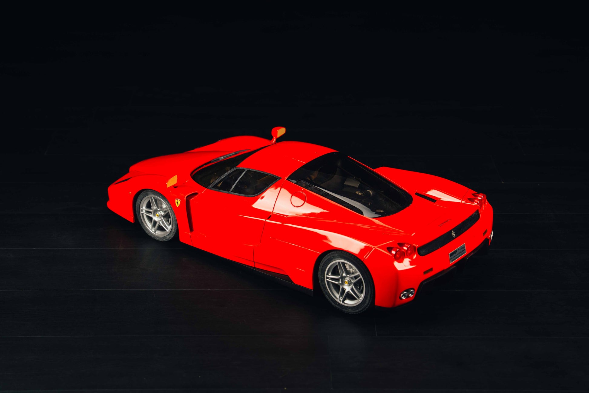 1063 - Ferrari Enzo Sport Model scale 1 5 model