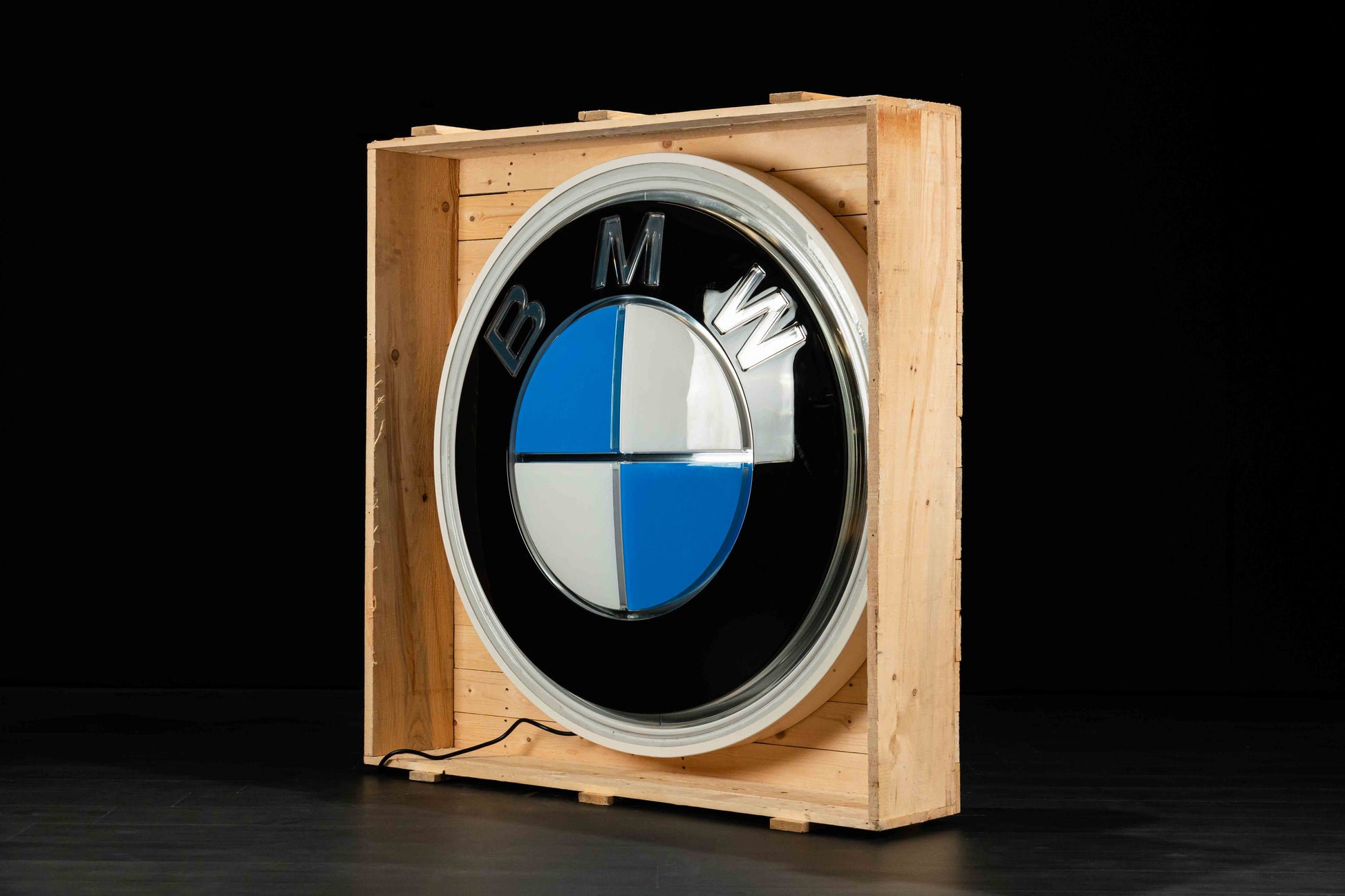 1082 - Bmw orignal illuminated sign