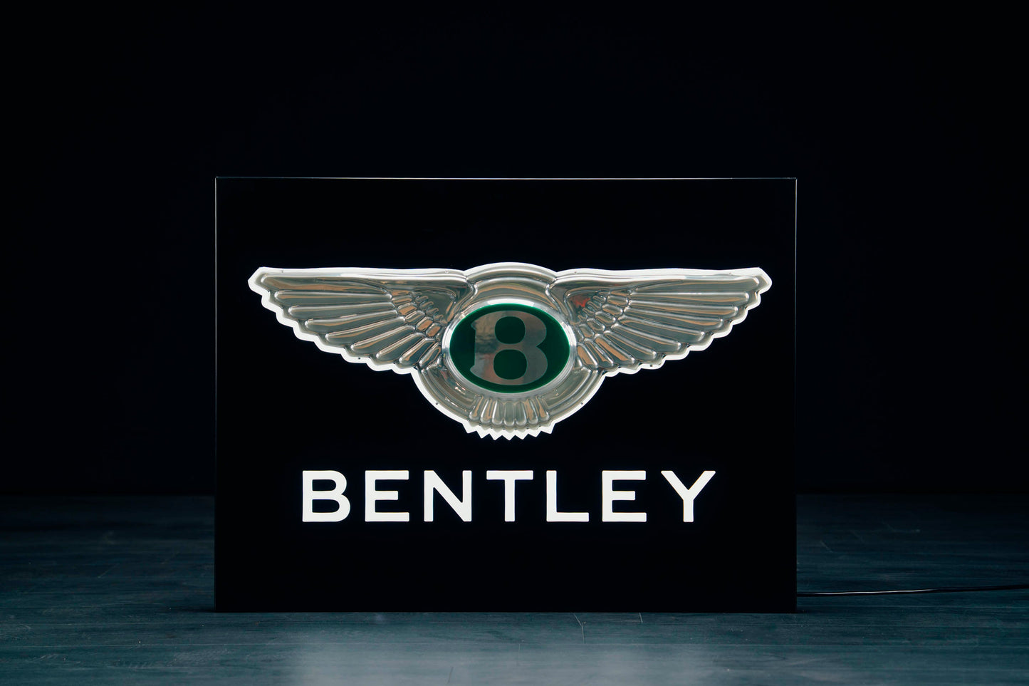 1030 - Bentley dealer illuminated sign