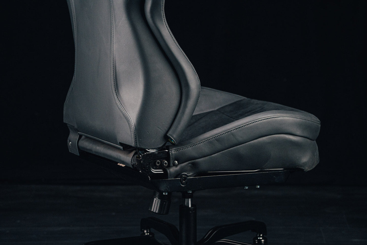 Ferrari 12 Cilindri Office Chair