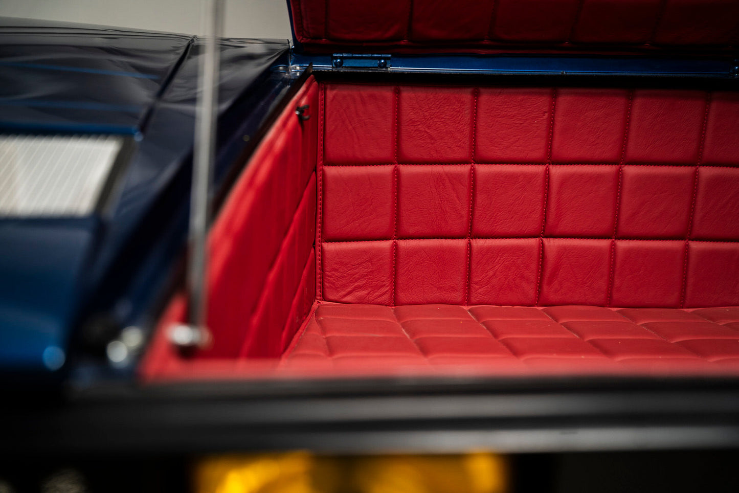 Lamborghini Countach LP400 Bar Nose