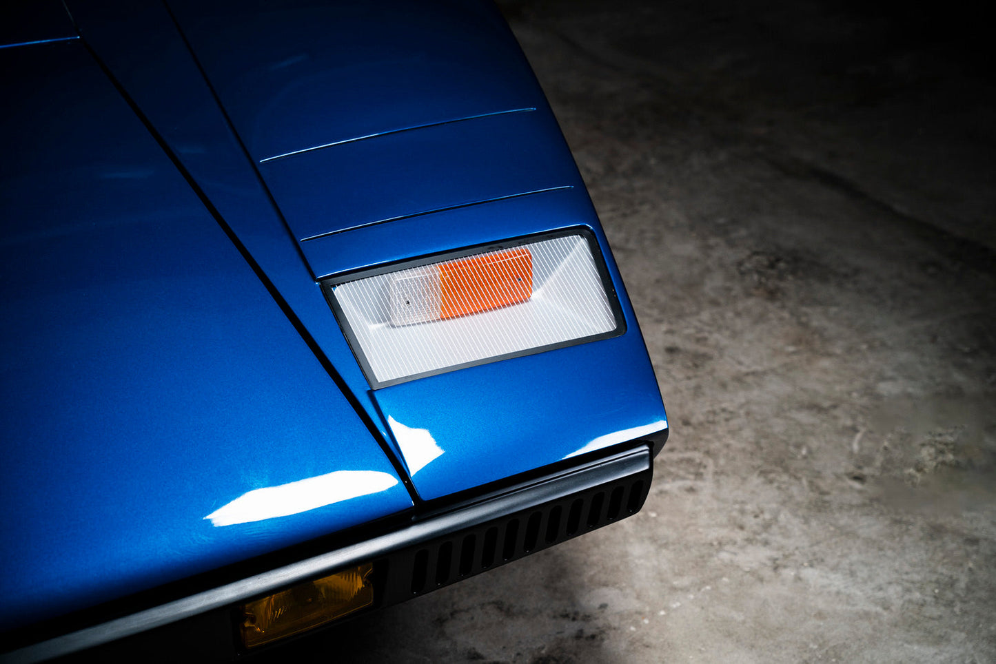 Lamborghini Countach LP400 Bar Nose