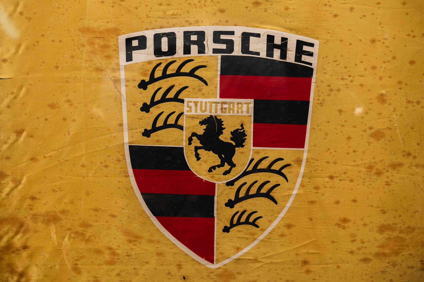 1026W - Original Porsche 1950 Silk Flag
