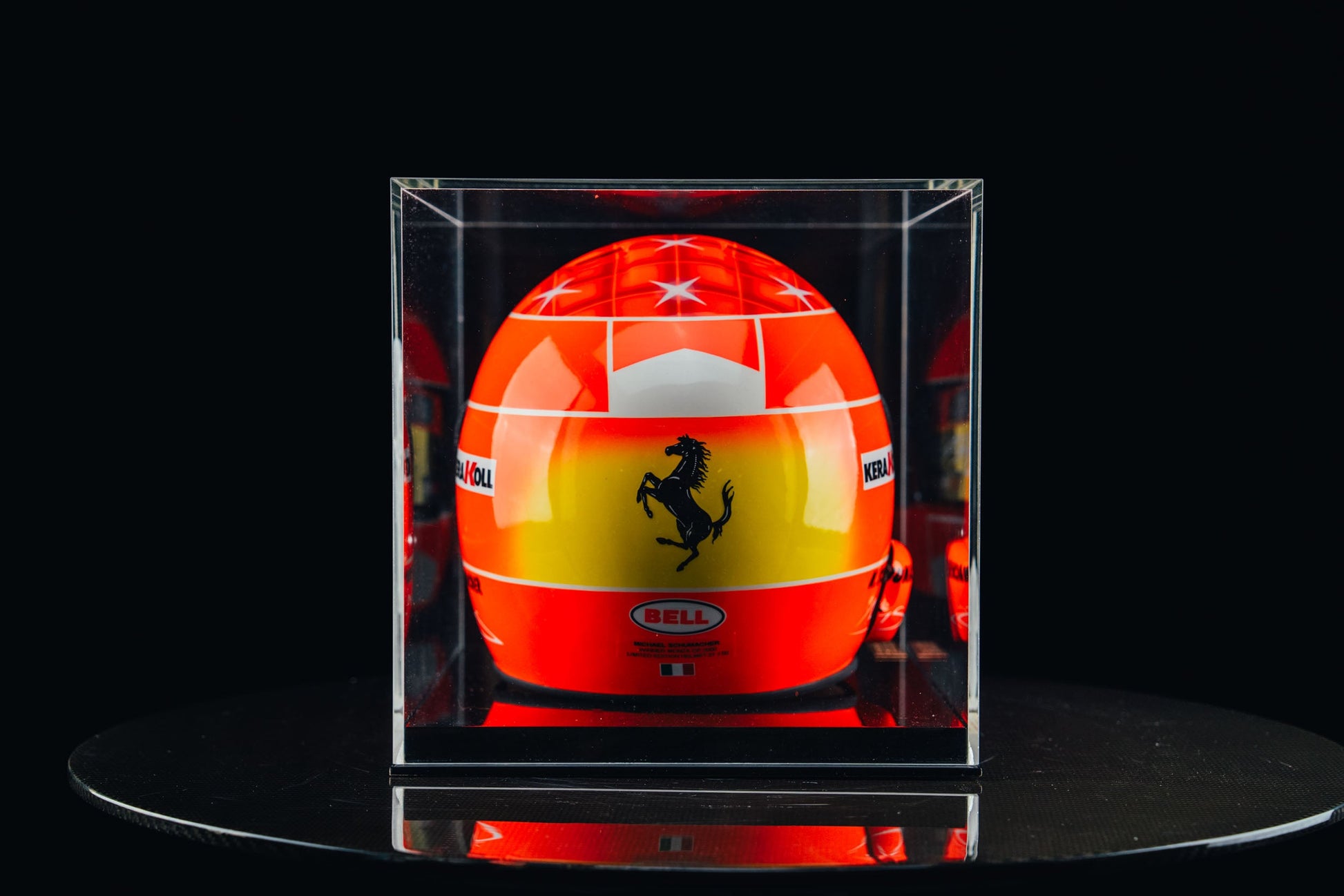 1046 - Michael Schumacher 2000 Bell Helmet replica