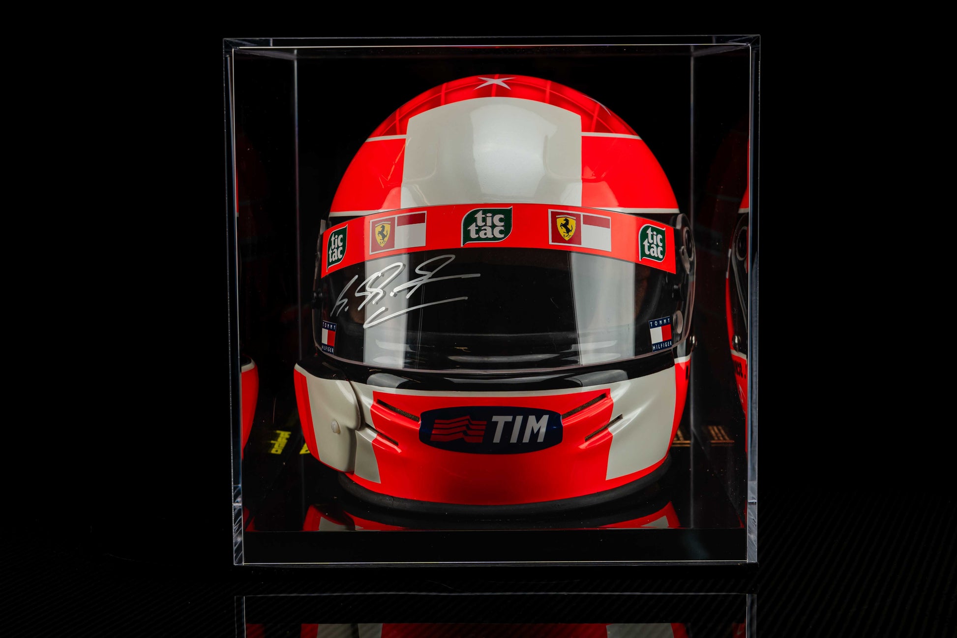 1024W - Michael Schumacher Official Bell replica Helmet 2000 Suzuka Signed