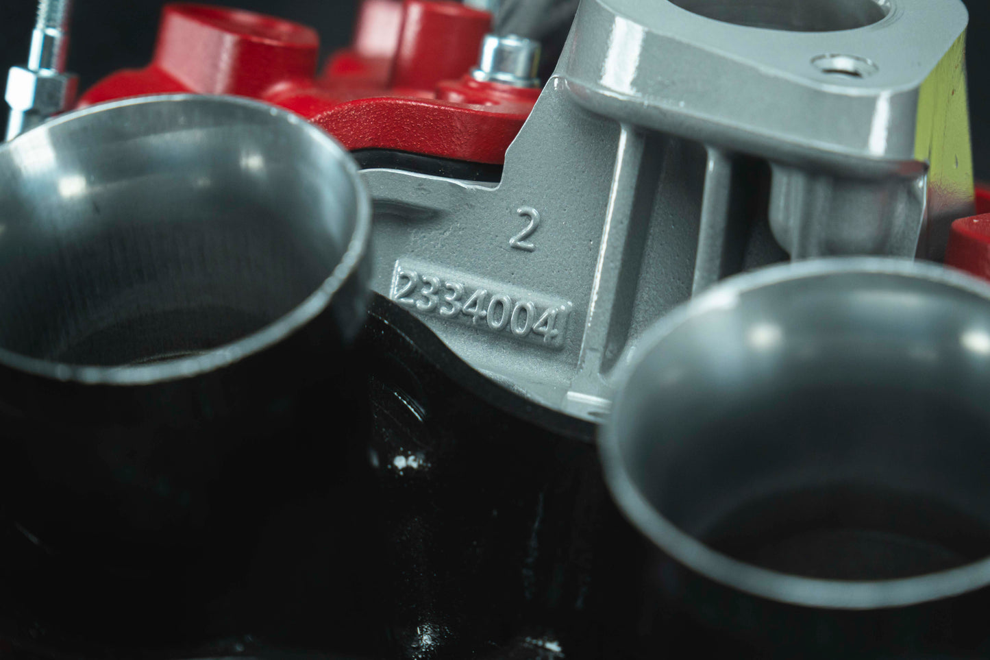 Ferrari 812 Competizione engine table