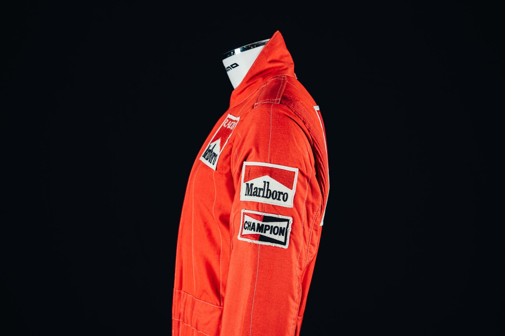1048 - Rene Arnoux Ferrari 1984 Suit