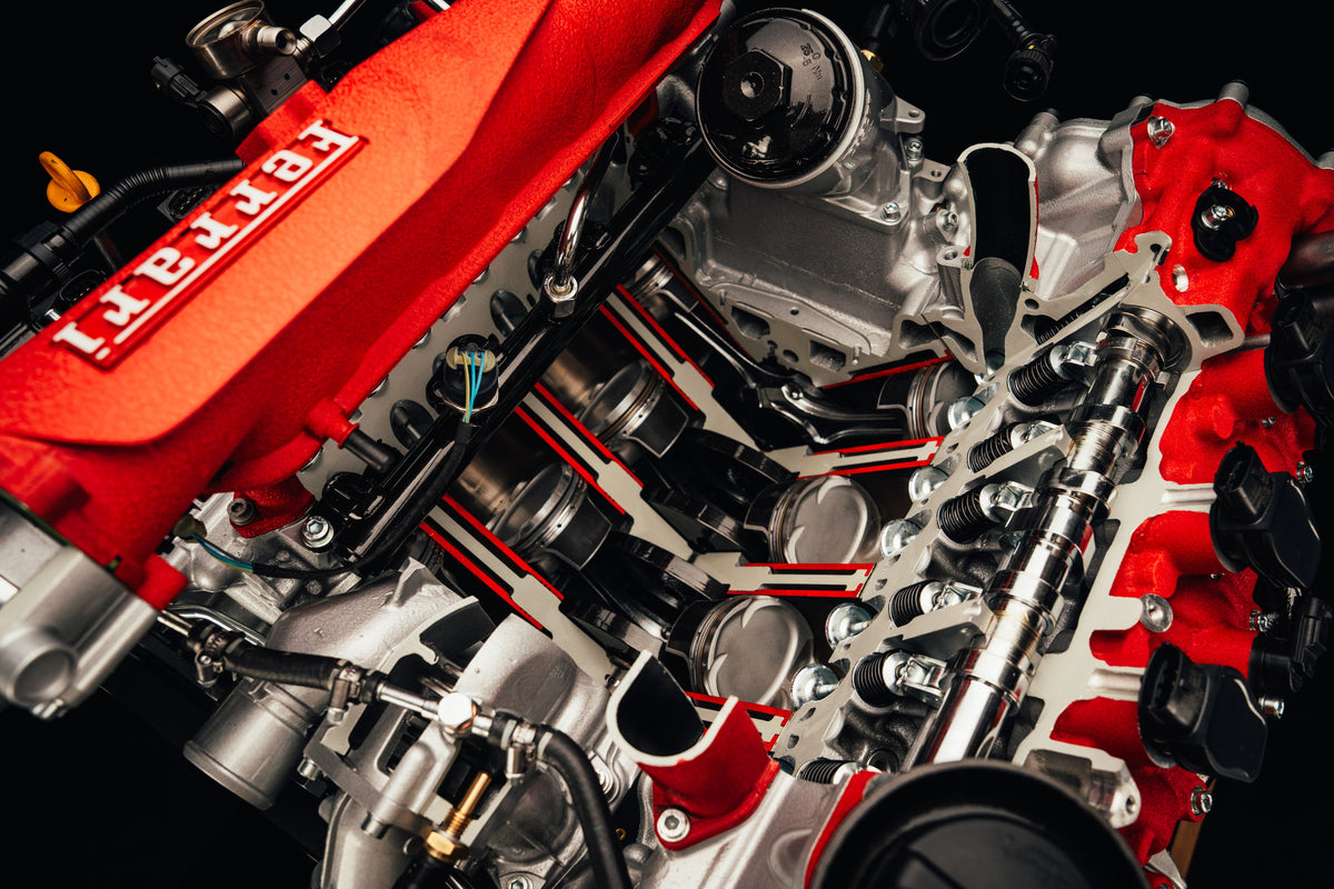 Ferrari V8 cutaway moving engine