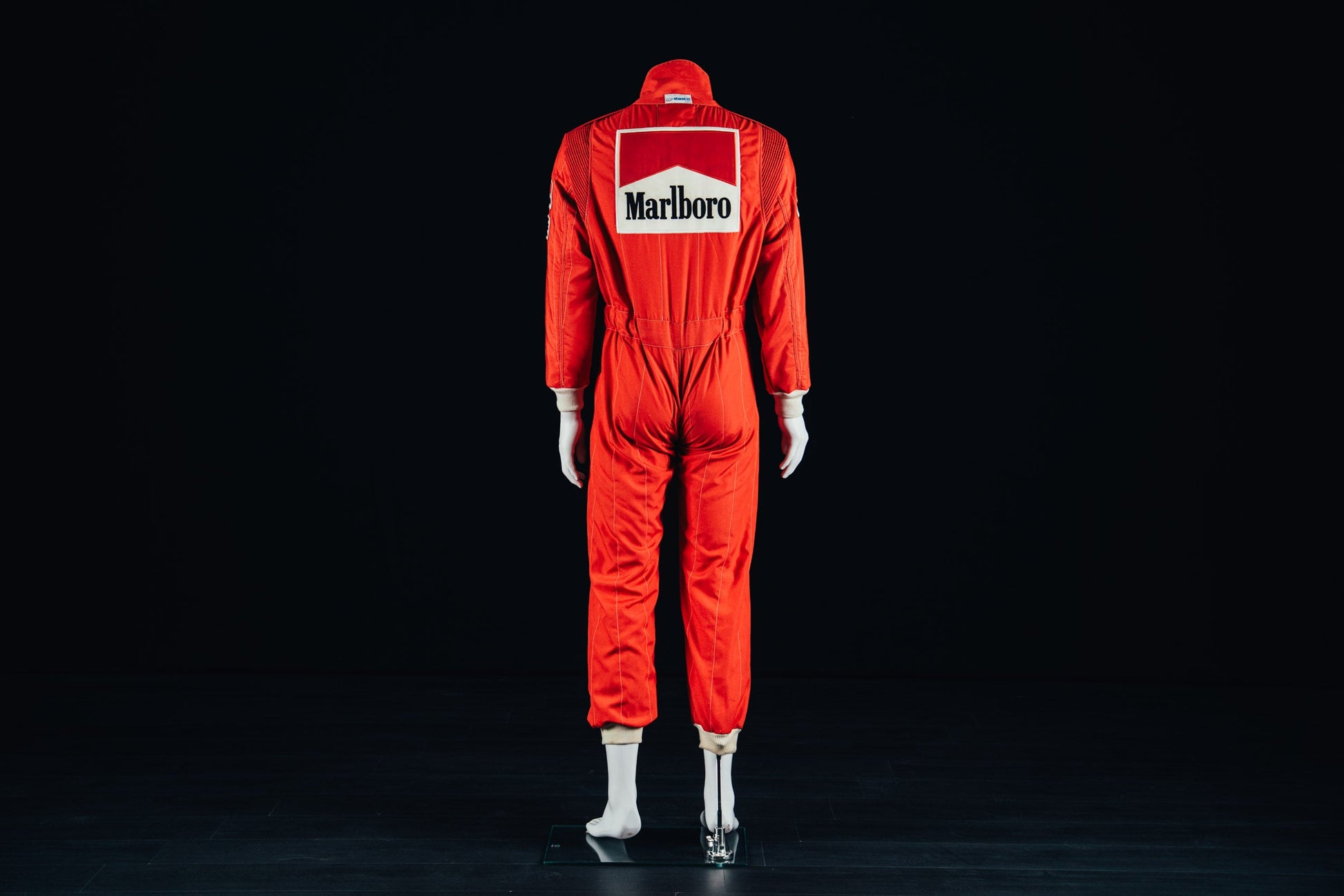 1048 - Rene Arnoux Ferrari 1984 Suit