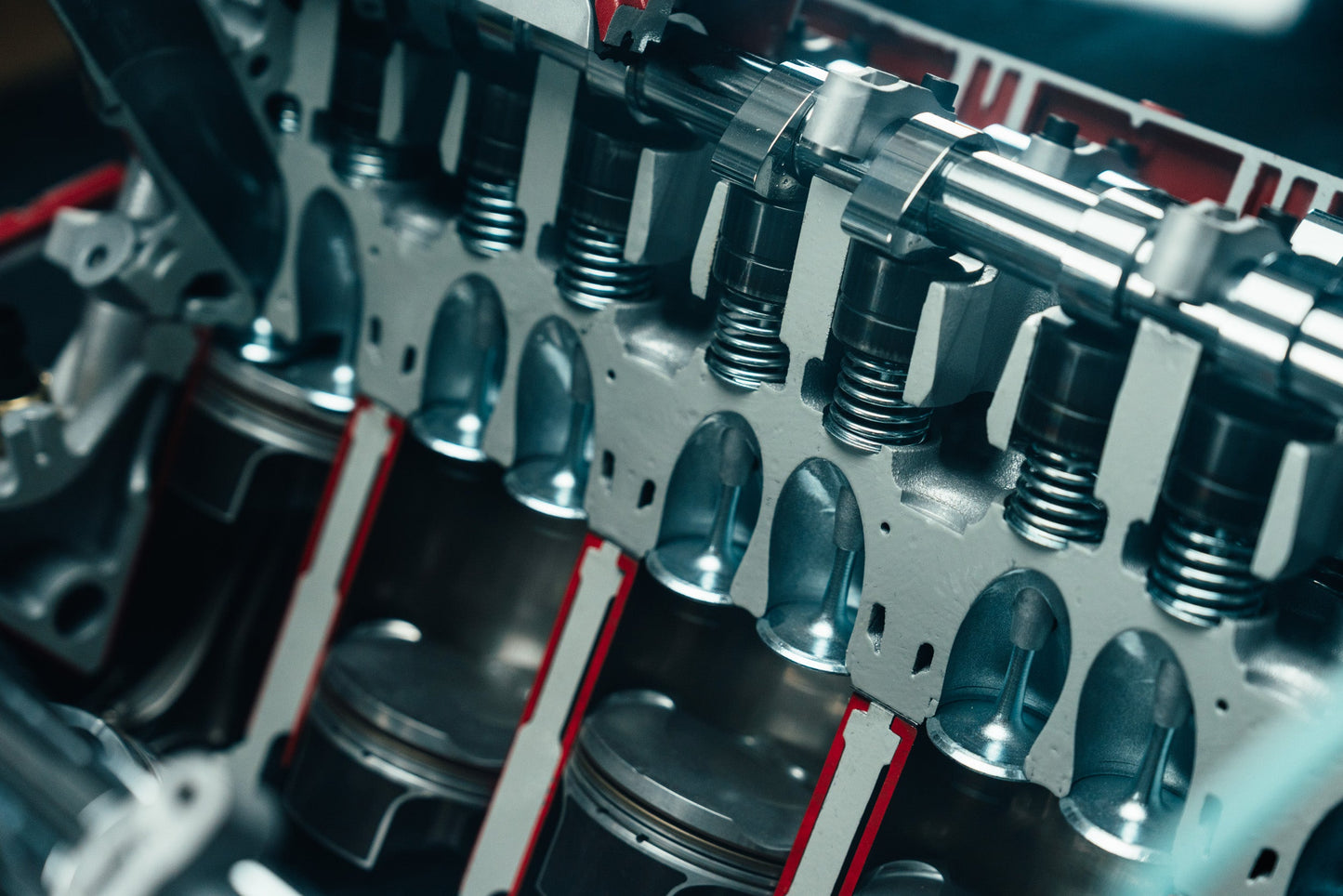 Ferrari 812 V12 Engine Table
