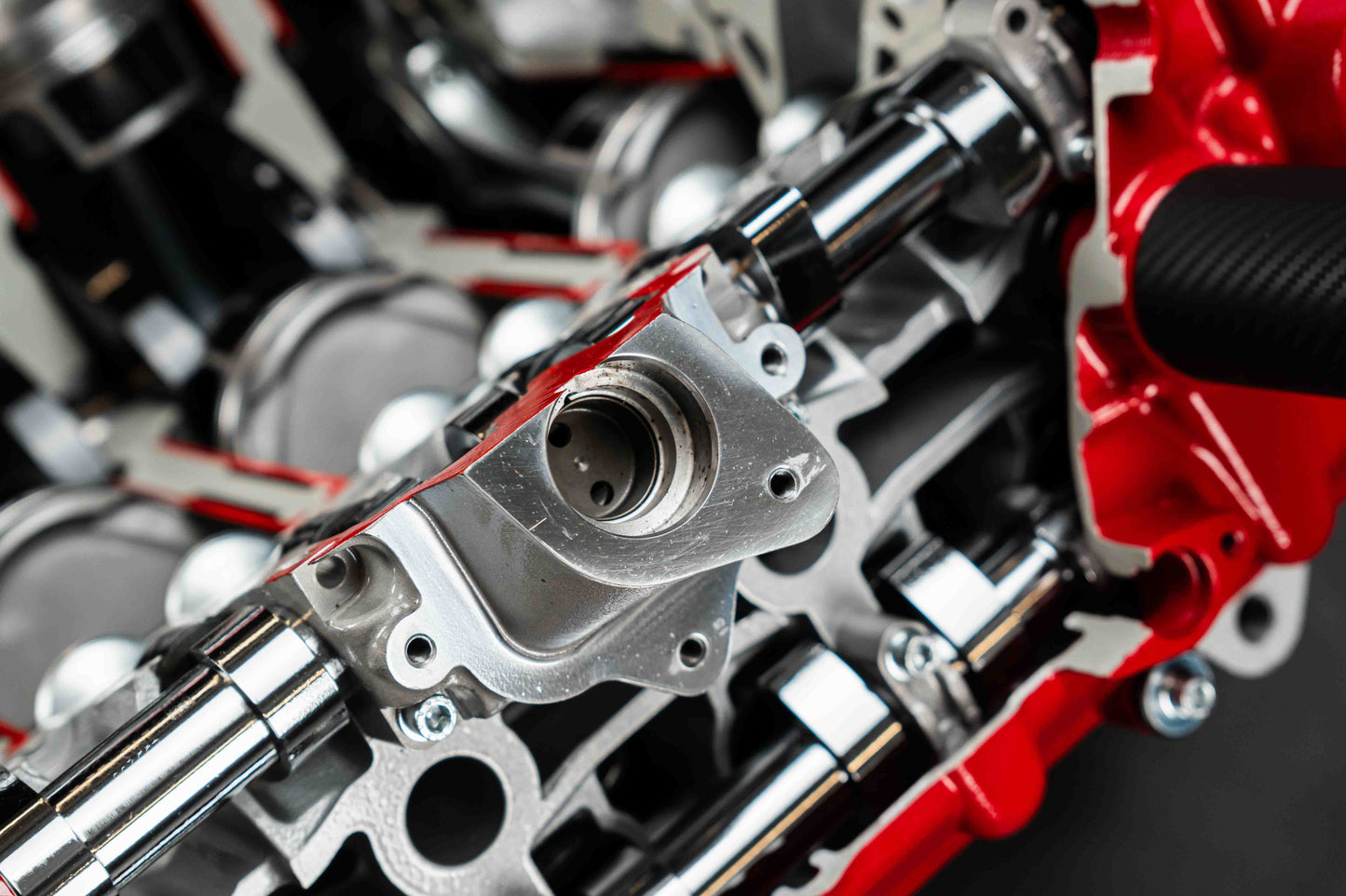 Ferrari V8 Sectioned Engine Table