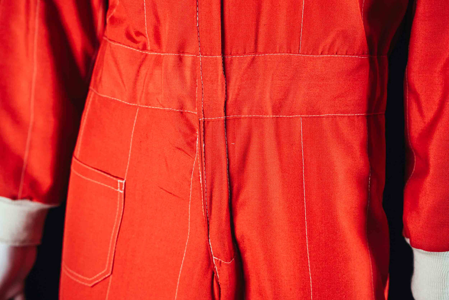 1048 - Rene Arnoux Ferrari 1984 Suit