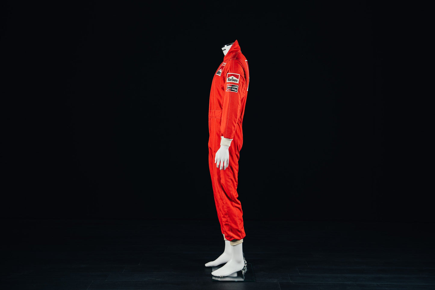 1048 - Rene Arnoux Ferrari 1984 Suit