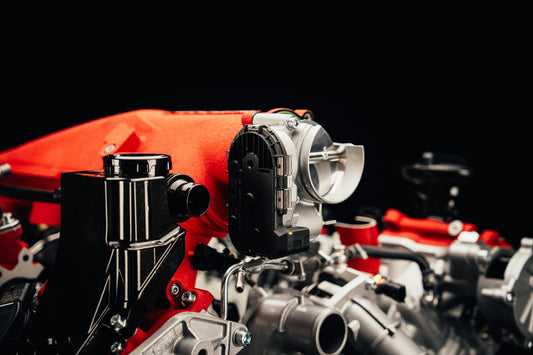 Ferrari V8 cutaway moving engine