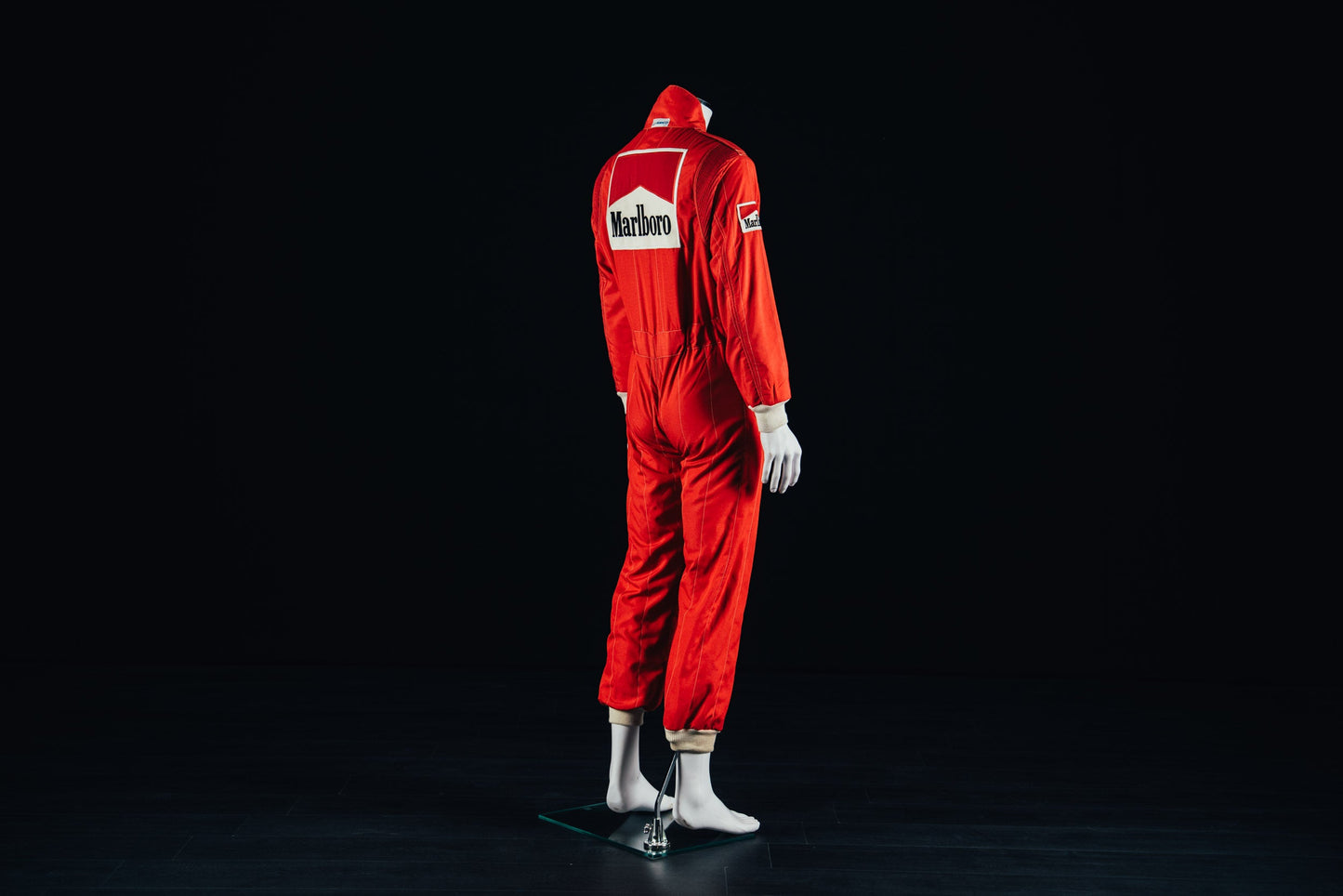 1048 - Rene Arnoux Ferrari 1984 Suit