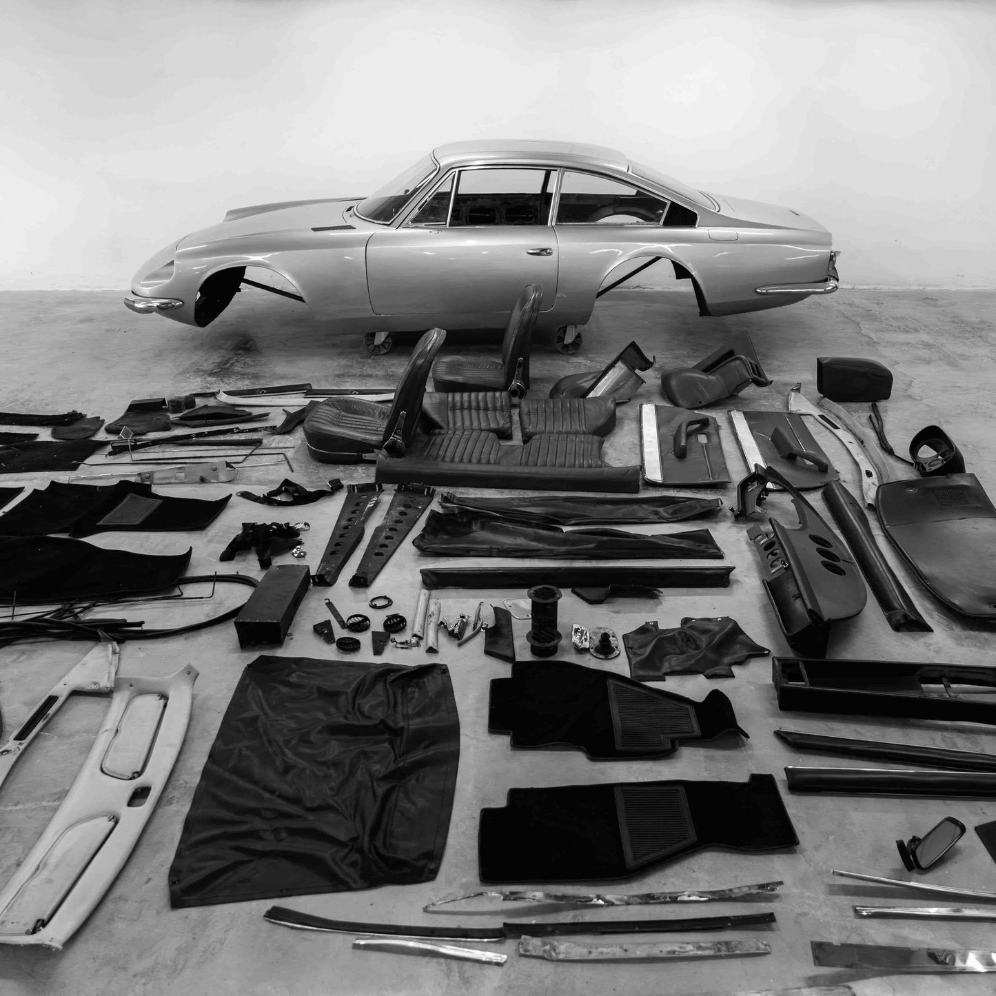 Ferrari 365 Body and Interior